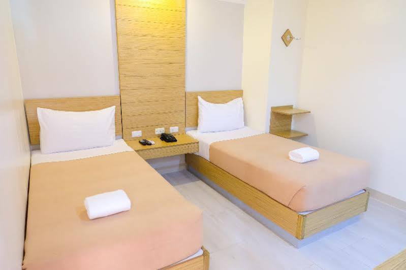 Chambre Mactan Hotel 麦克坦 外观 照片