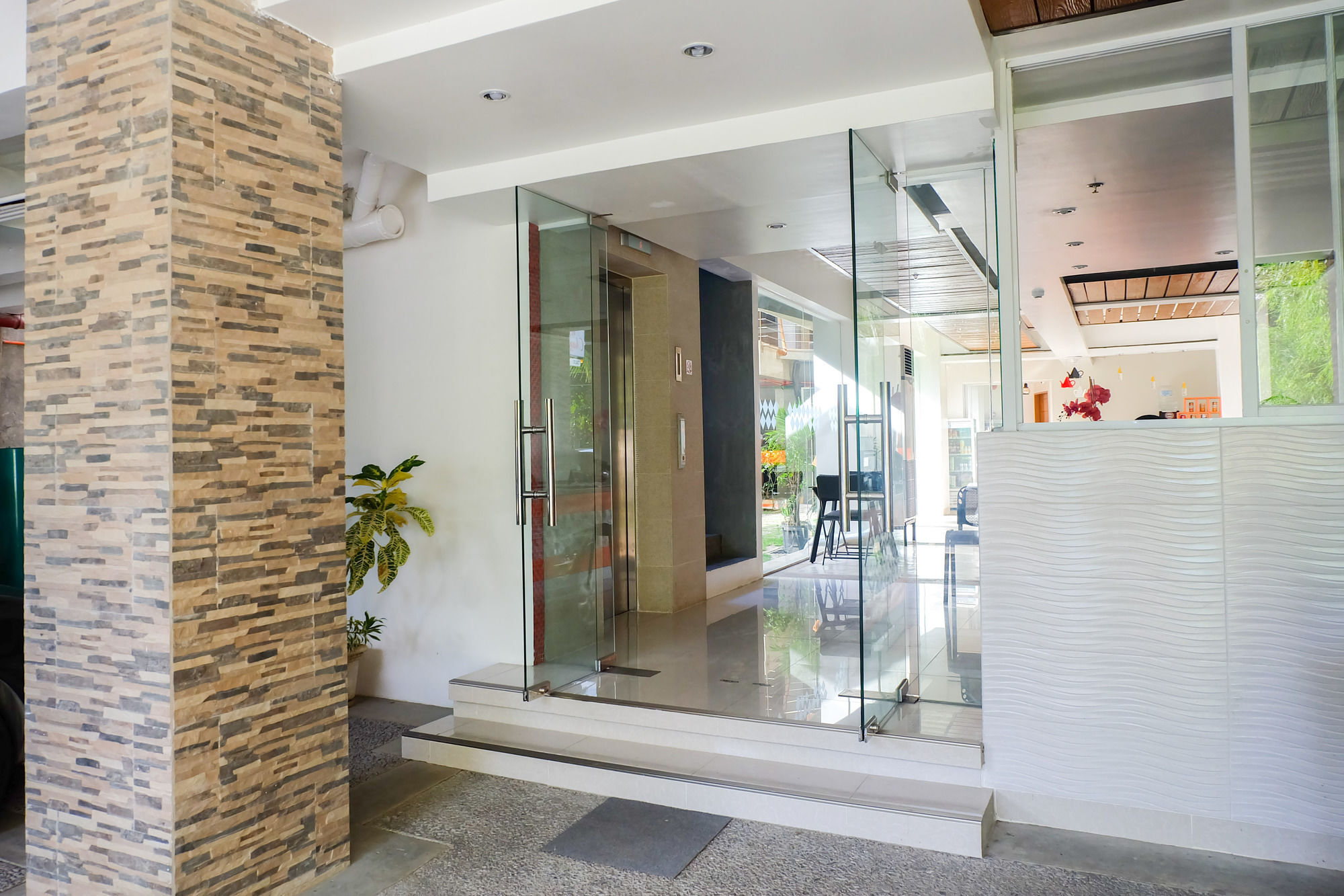 Chambre Mactan Hotel 麦克坦 外观 照片